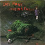 ANGELIC UPSTARTS - Last Night Another Soldier - 7" + P/S (VG+/VG) (P)